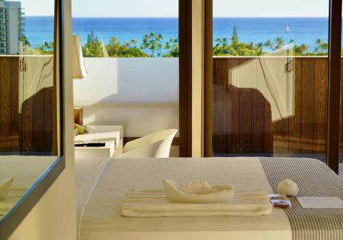 Waikiki Hotel | Hotel La Croix