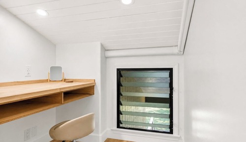 Condo (2 Bedrooms)