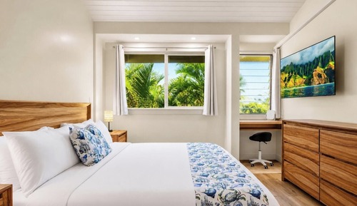 Condo (5 Bedrooms)