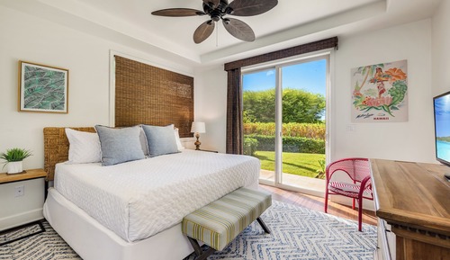 Room (Moana Ohana)