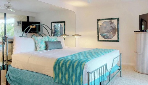 Condo, 2 Bedrooms, Oceanfront (409)