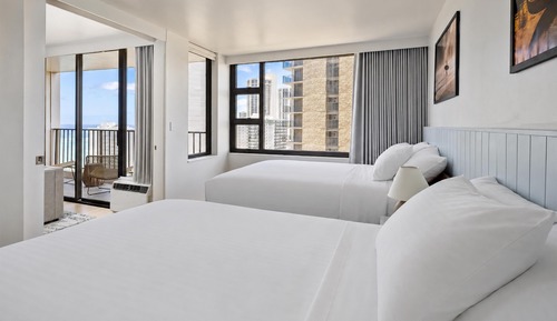 Premier Room, Kitchen, City View (1 Bedroom)