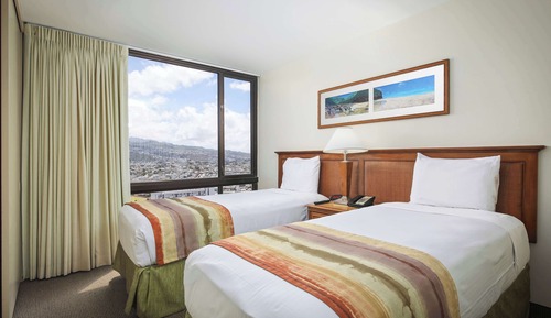 Room, Multiple Beds, Partial Ocean View
