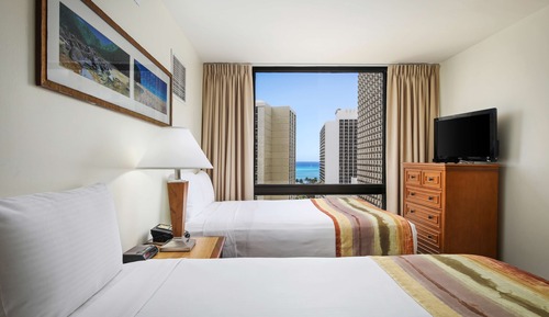 Room, 1 Queen Bed, Partial Ocean View