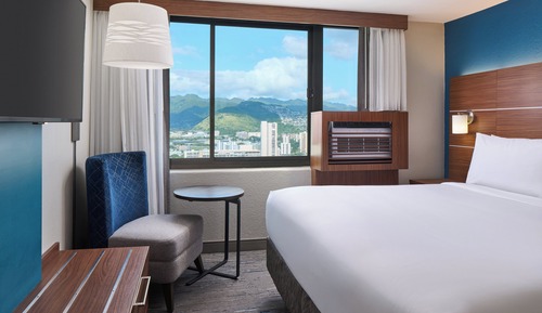 Standard Room, 1 King Bed (Waikiki View)