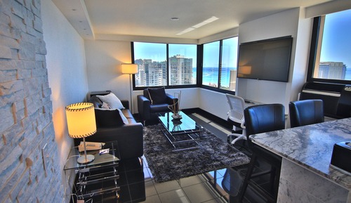 Suite, 1 King Bed, Ocean View, Corner (High Floor)