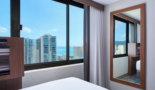 Standard Room, 1 King Bed, Ocean View
