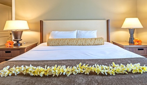 Condo (2 Bedrooms)