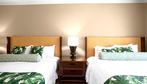 Condo (2 Bedrooms)
