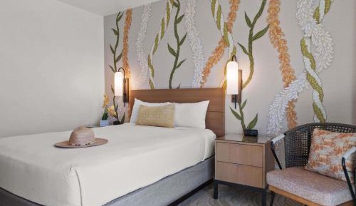 Kona Tower Room with City View
