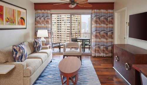One-Bedroom Suite with City View