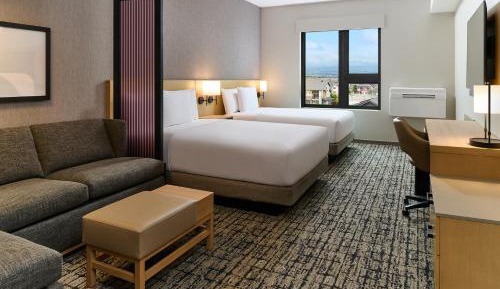 Queen Room with Two Queen Beds