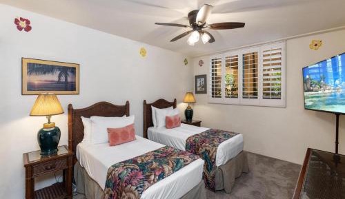 Polo Beach Club 102