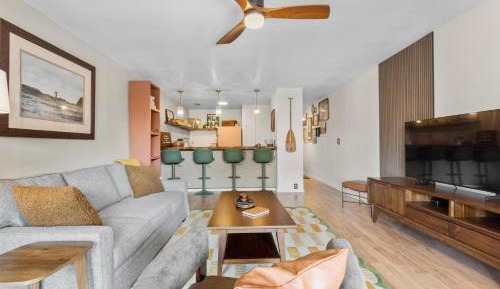 One-Bedroom Apartment with Balcony