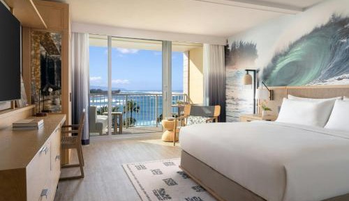 Premium King Room with Oceanfront - Top Floor