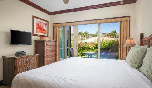 Courtyard View 1 Bedroom 2 Bath