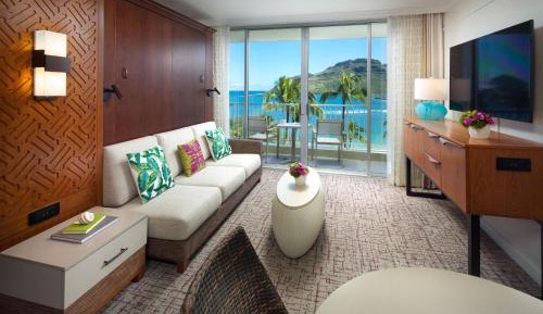 Queen Studio with Oceanfront View