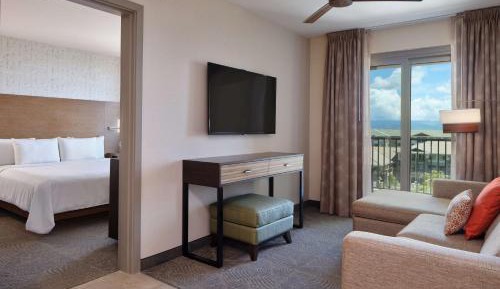 One-Bedroom Suite with Two Queen Beds and Balcony