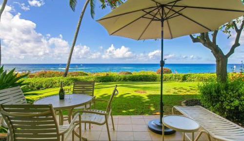 Two-Bedroom Apartment with Sea View