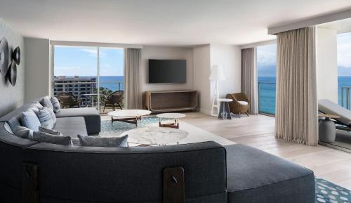 Hōkūpa’a – Penthouse Suite