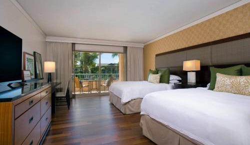Deluxe Queen Room with Two Queen Beds and Ocean View