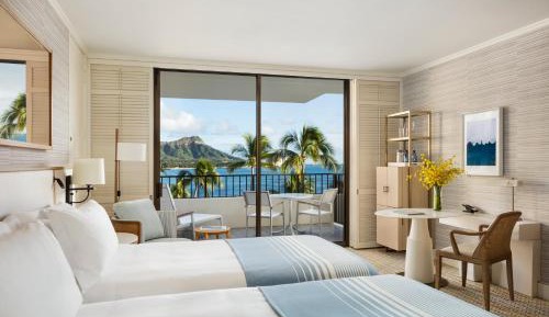 Diamond Head Oceanfront Twins
