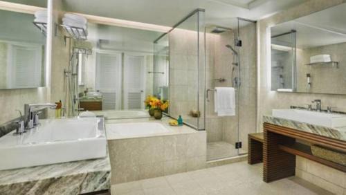 Oceanfront Studio Suite King