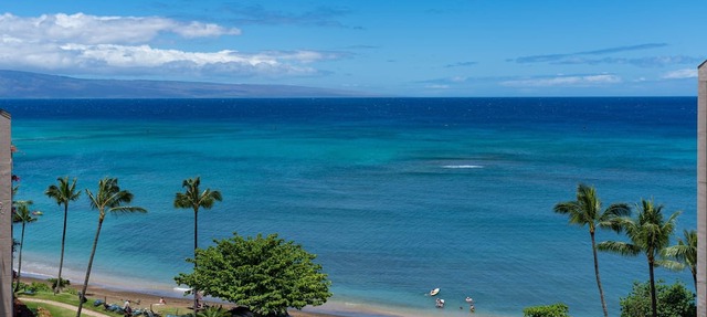 Sands Of Kahana 315 2bd/2ba Oceanfront 2 Bedroom Condo by RedAwning