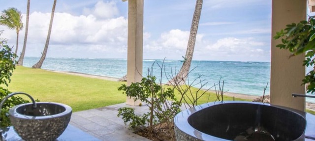 A Beach House that's actually on the beach!