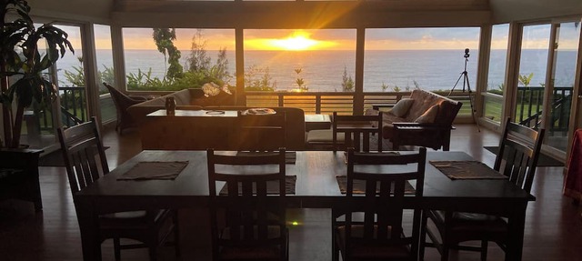Amazing Hamakua Coast Oceanfront Retreat - 2BR Private Home