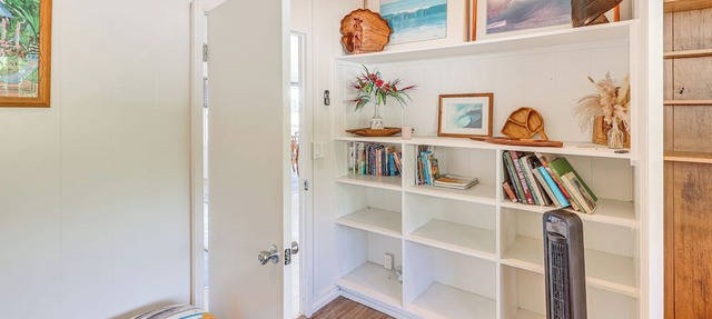 Walk to Beach: Koloa Getaway w/Ocean Views
