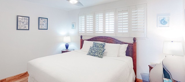 Deluxe, Oceanfront, Top-Floor Condo w/Ocean Views, Shared Pool, & Free WiFi!