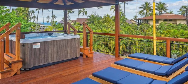Tropical Bamboo Hideaway By Parrish Kauai - walk to beach & privacy!