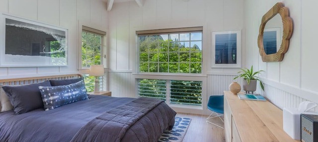 Modern Beachfront Estate near Tunnels, Sleeps 12