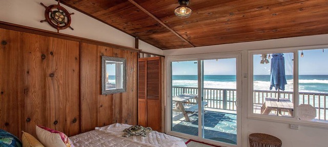 Hawaii Oceanfront Beach House | Paradise on the Beach | Family Activities