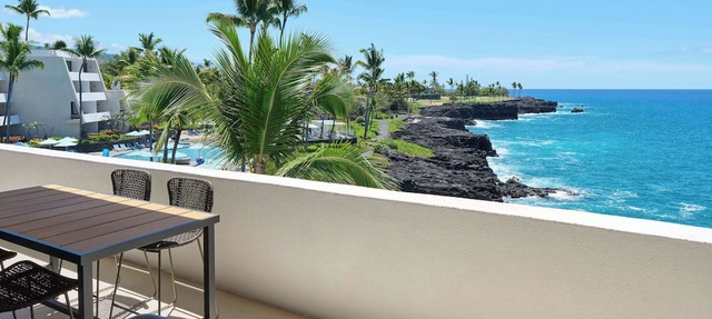 OUTRIGGER Kona Resort & Spa