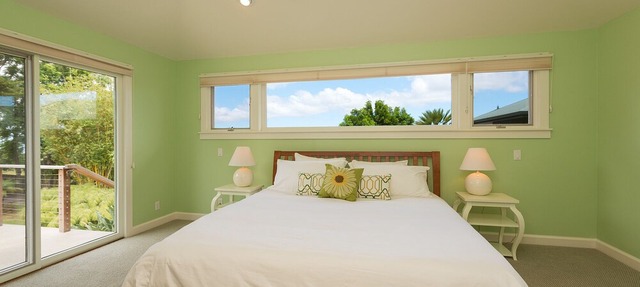 Listen to the Breeze, Wander the Garden, Relax, Rejuvenate. Unique cottage.