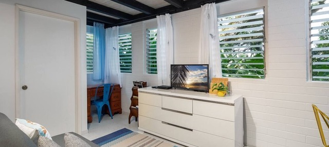 Hale Ulula'au - A peaceful forest retreat