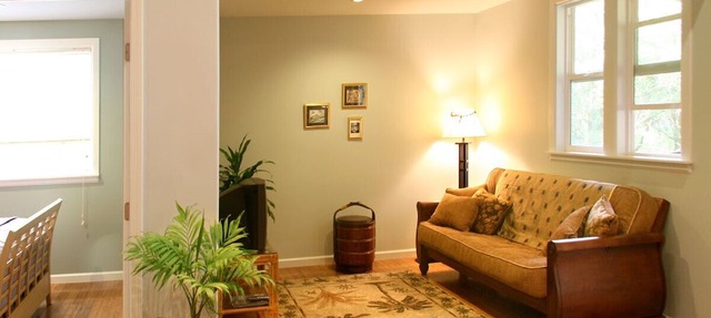 Hawi peaceful, spacious Garden Cottage- your home away from home