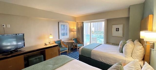 Ala Moana Hotel @10Fl Partial Ocean 2Beds /4person