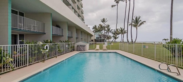 Palm Beachfront | Amazing view, Pool, beach gear