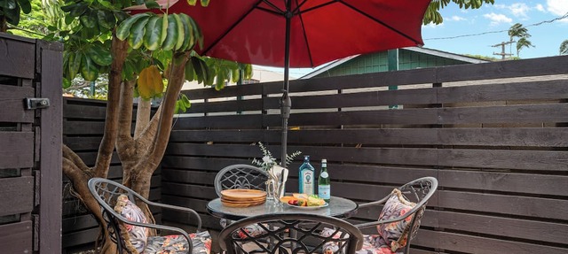 MKT 233C $249 Fall Special at Cozy 2Bedroom Cottage Wailuku Town w AC Near Iao