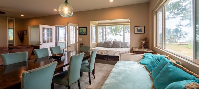 Oceanfront Hawaii Family Beach House