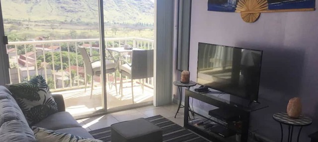 Makaha Condo With Stunning Ocean View