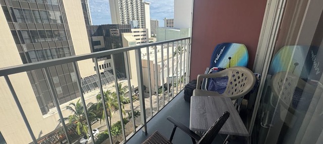 🌺 12 GUESTS 3 X ❤️AWESOME STUDIOS❤️ FREE PARKING 🏝️ 5MIN TO OCEAN 🏊‍♀️