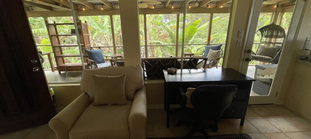 Private Banana Tree Cottage with Ocean Views