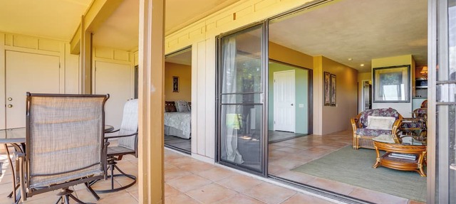 Maunaloa Vacation Rental - Walk to Kepuhi Beach!