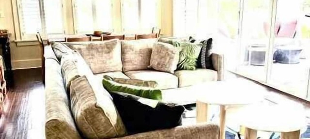 3BR I Poolside Ground-Floor Villa |Walk to Beach|Hot Tub