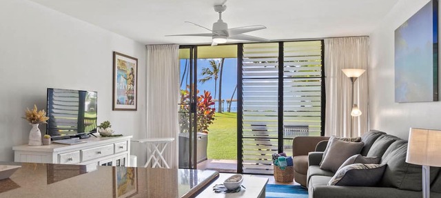 Ground Floor Beach Condo Spectacular Views AC in Bedroom 30 day Minimum Rental
