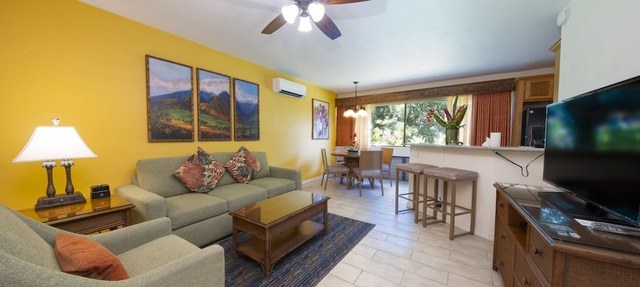 2 Spacious Units Near Championship Golf | Free Parking | Outdoor Pool Access